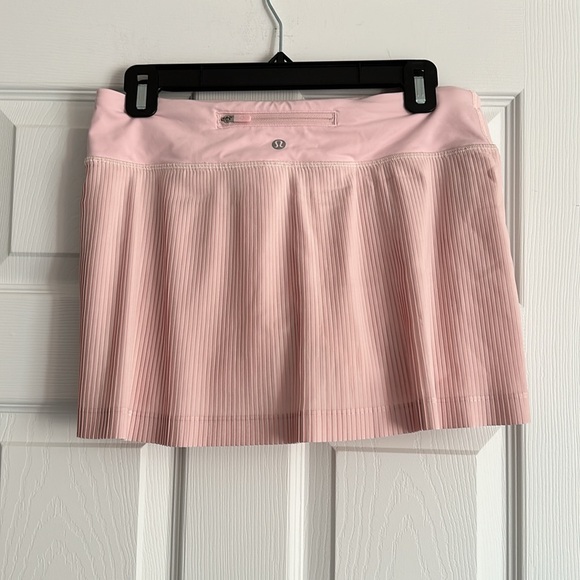Lululemon Pleat to Street skirt - Picture 2 of 7